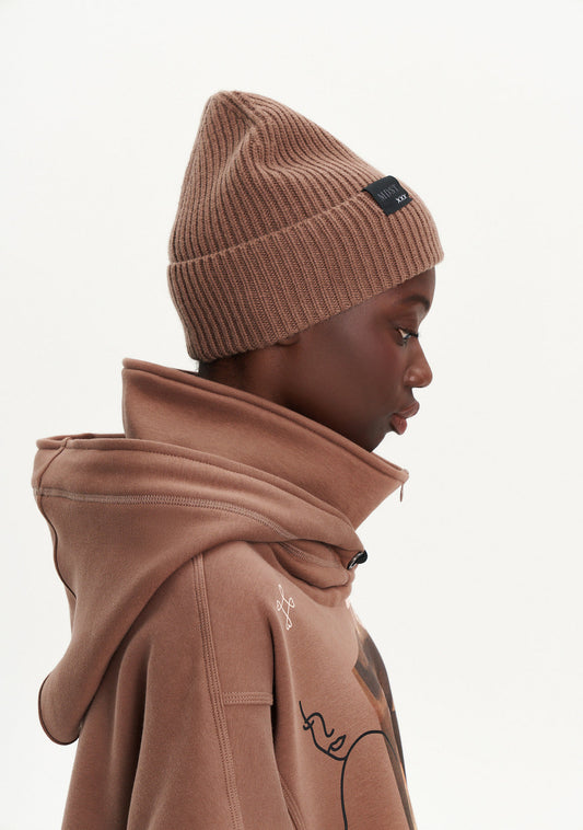 WARM TRAVEL HAT CHOCOLATE